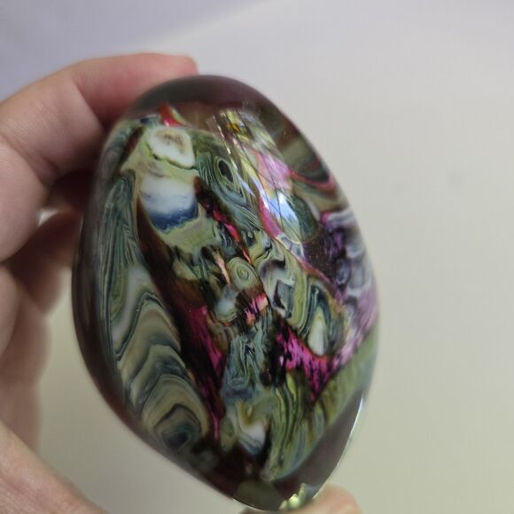 Robert Eickholt Heart Shaped Blown Glass Paperweight Green Purple Signed Vintage - Picture 5 of 12
